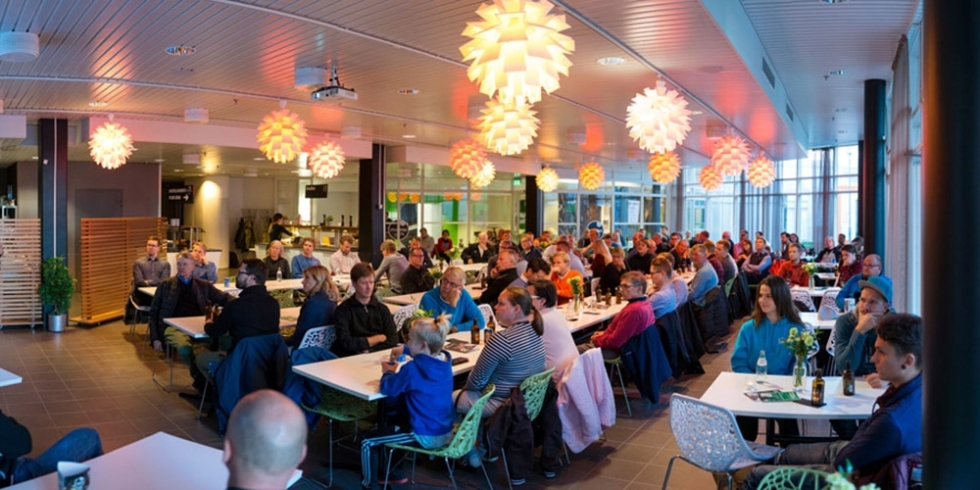 Sporttia parhaalla paikalla -tapahtuma sai korisfanit liikkeelle